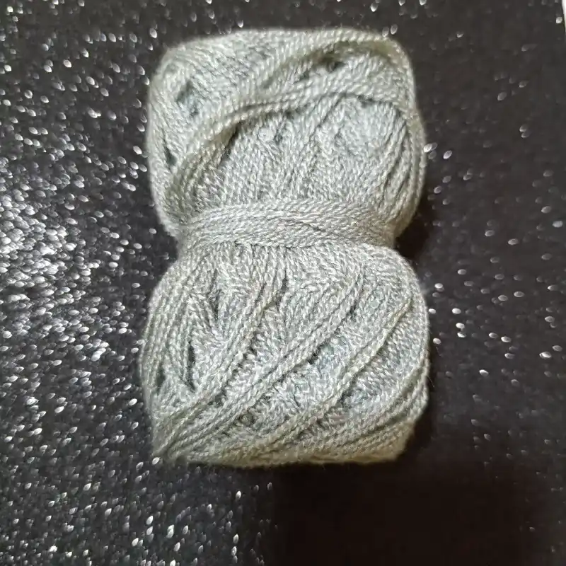 Hilo Acrilán color gris 