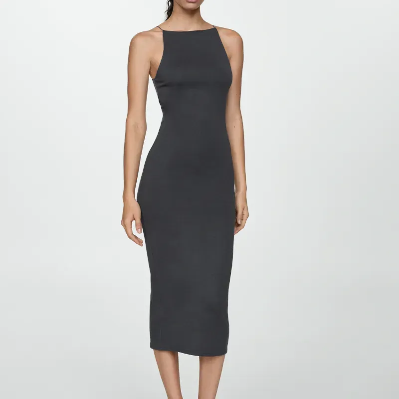 Vestido halter entallado