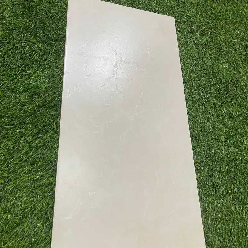 Losa de cerámica cream de 30x60