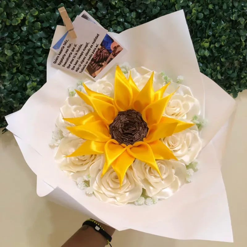 Rosagirasol pequeño 