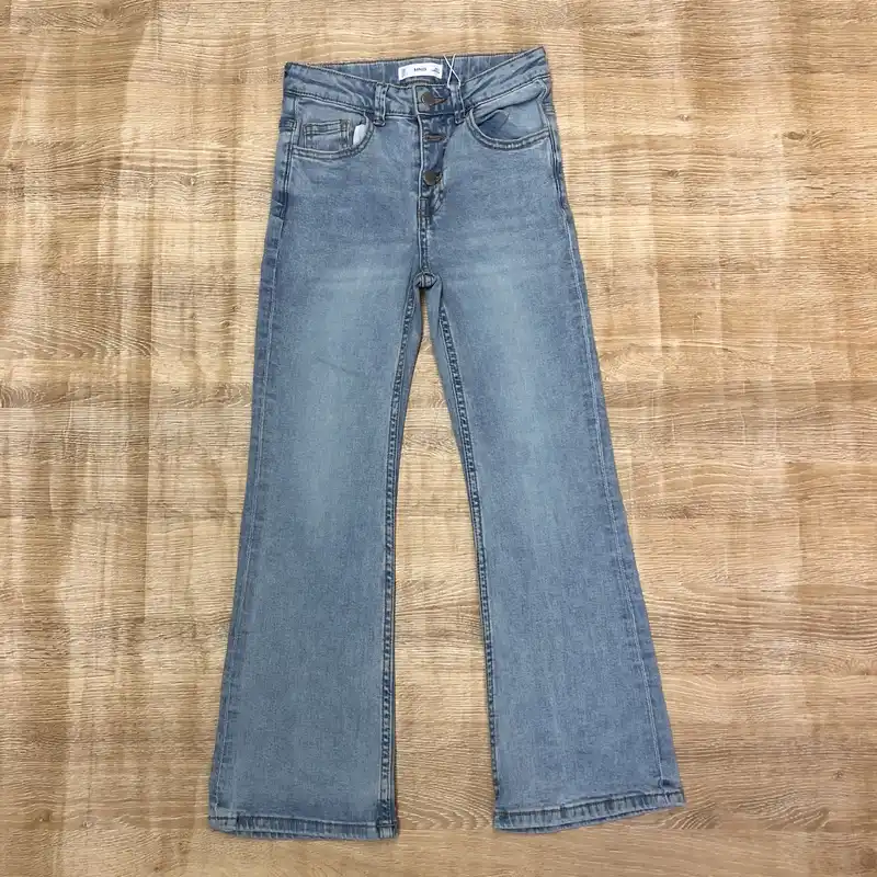 Jeans Flare aguas claras