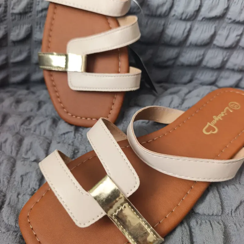 Sandalia casual para dama de correa