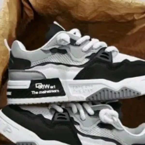 Tenis de hombre #42