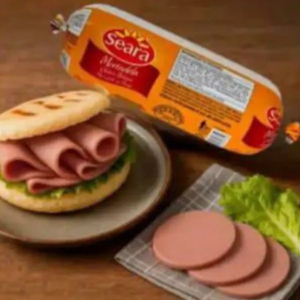 Mortadella de pollo 1kg