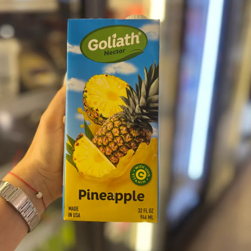 Jugo de Piña Goliath
