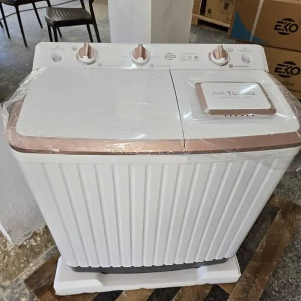  Lavadora Semiautomática (8.5 Lt)