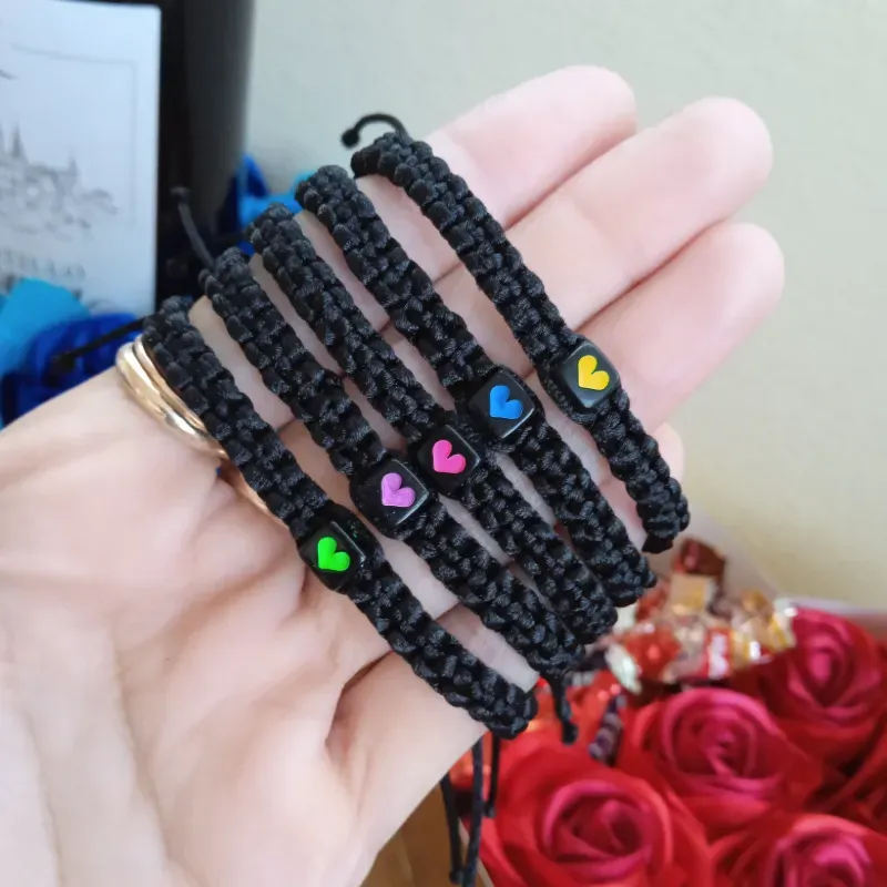 Pulsera de corazón cuadrado