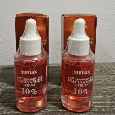 Sérum de Niacinamida y ácido Tranexamico.