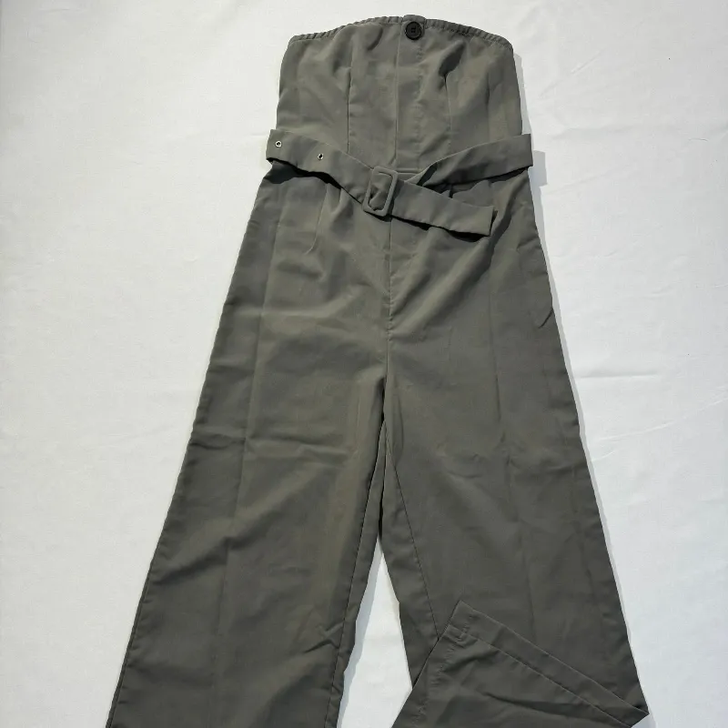 MonoPantalón Gris de Pata Ancha con Cinto