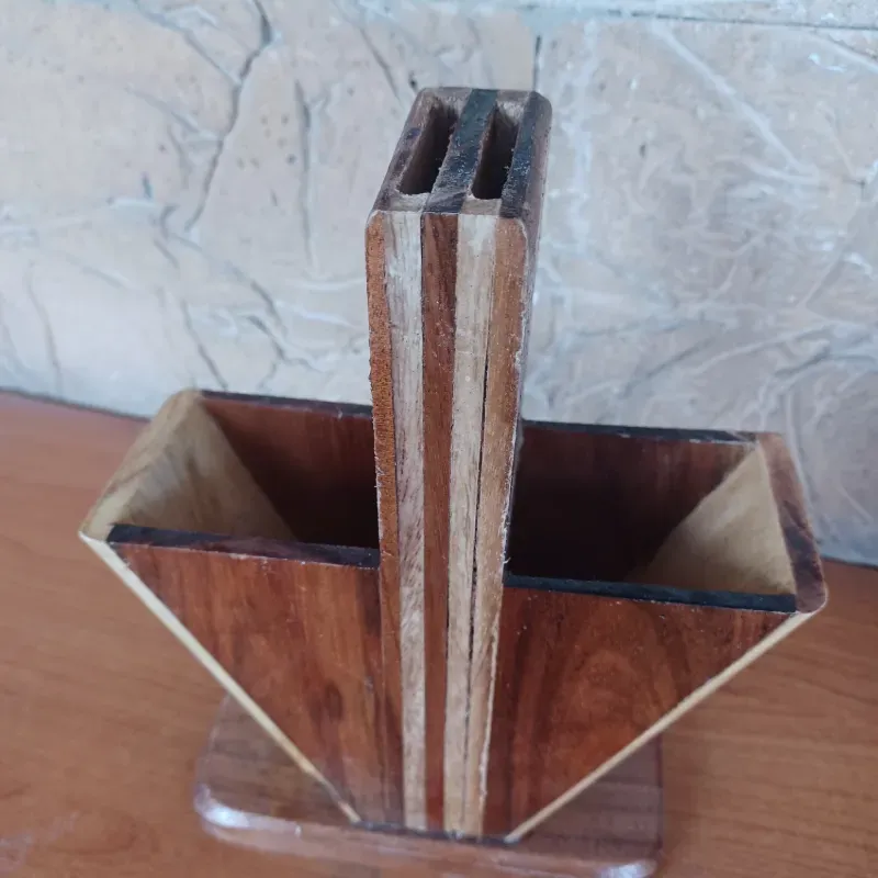 Portacuchillos con portacubiertos