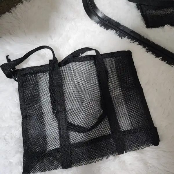 Cartera negra mallas