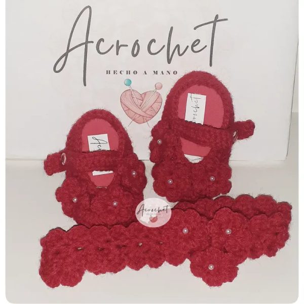 Conjunto de zapaticos con diadema