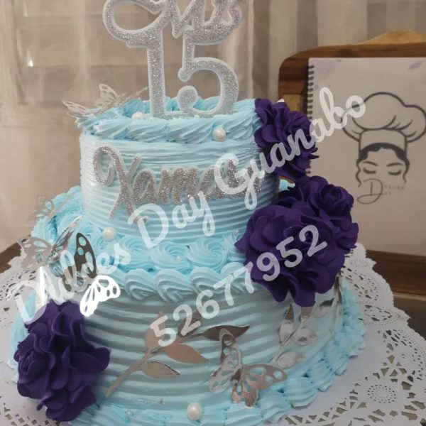 Cake sencillo de 15 años