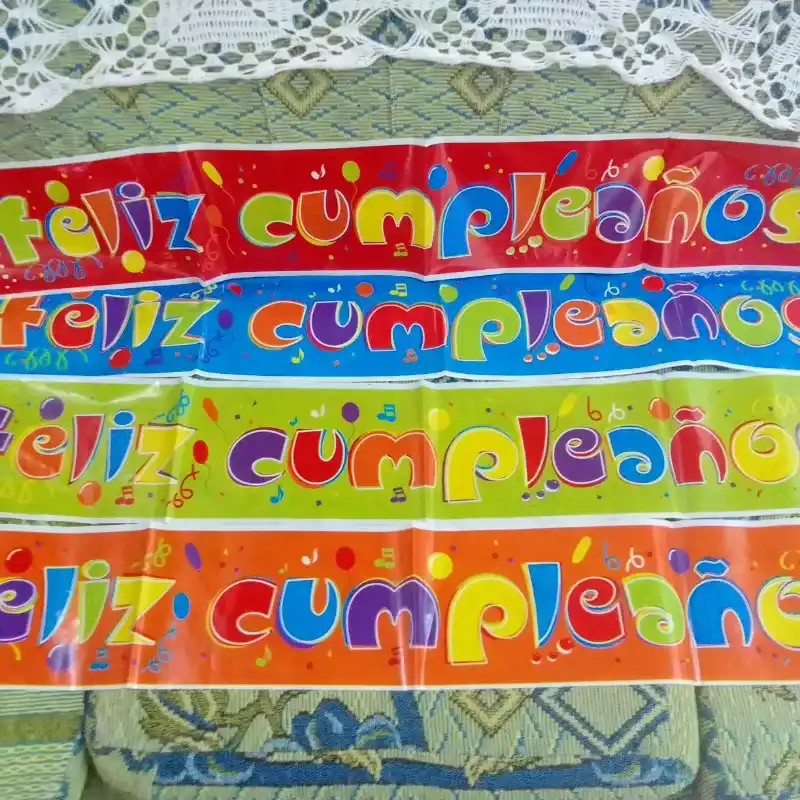 Cartel Feliz cumpleaños naranja nylon