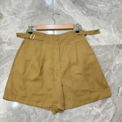 Short beige Zara