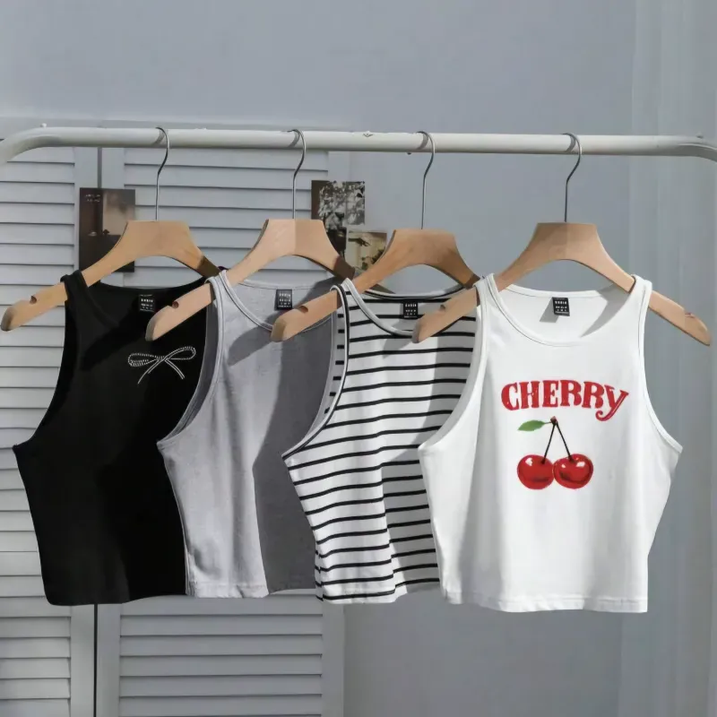 Camiseta de tirantes c/ estampados varios