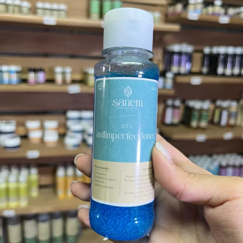 Gel de ácido hialurónico y ácido salicílico