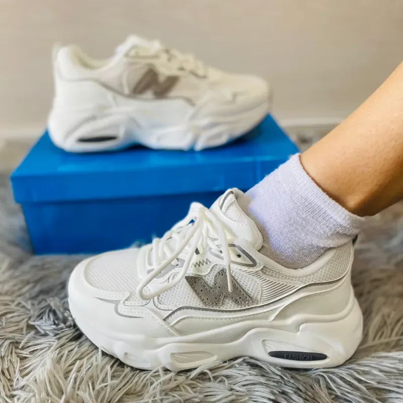 New balance sencillas