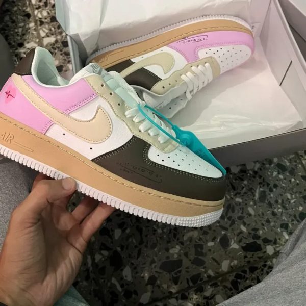 Nike variada