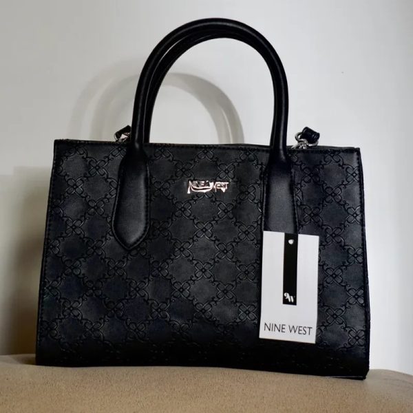 Cartera Nine West
