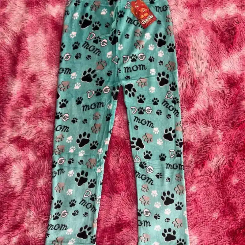 Pantalón de tela de huellas