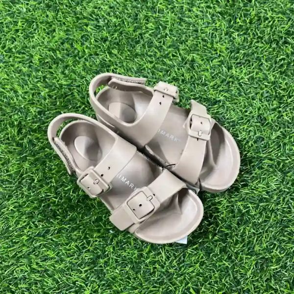 Sandalias primark nude