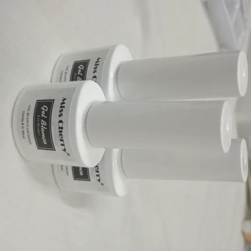 Gel blanco lechoso