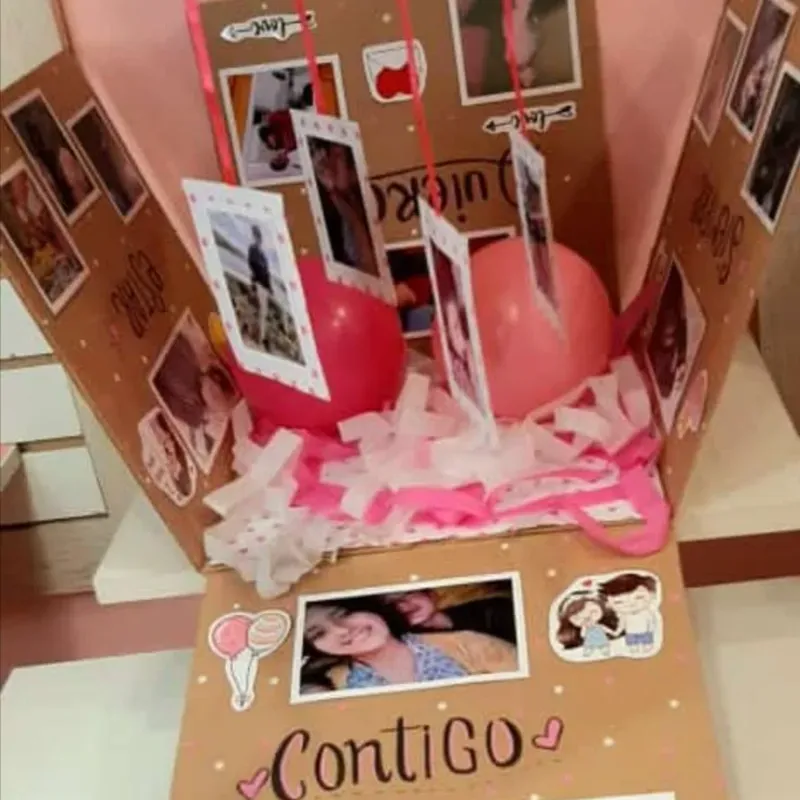 Caja sorpresa con fotos y globos