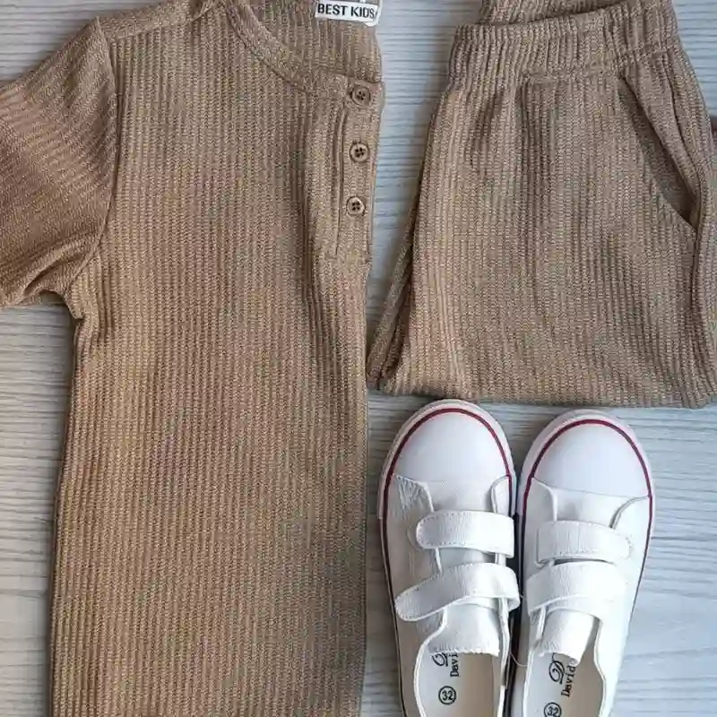 Conjunto sport niño (2 piezas)