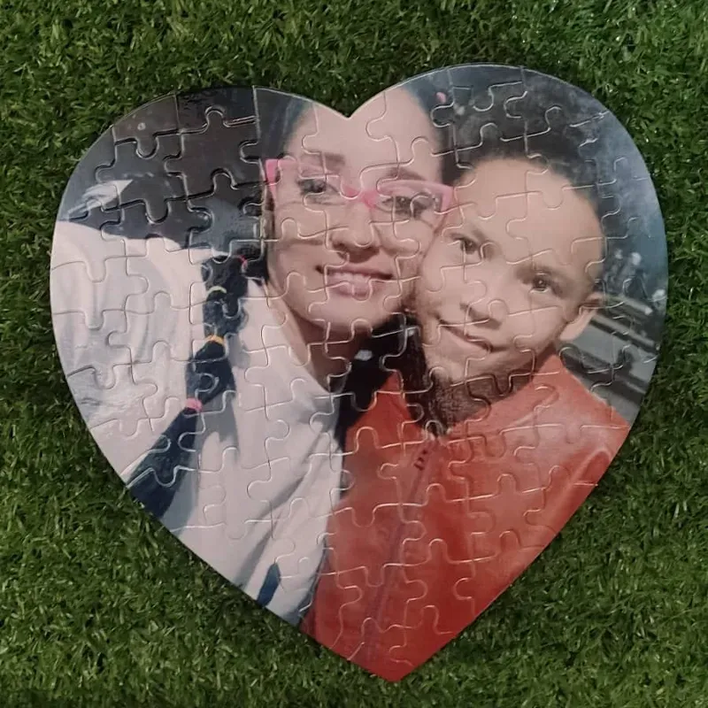 Rompecabeza en forma de corazón