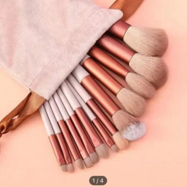 Juego de brochas de maquillaje