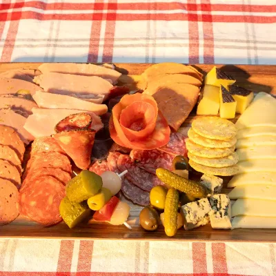 World Famous Harley Davidson Deluxe Plate