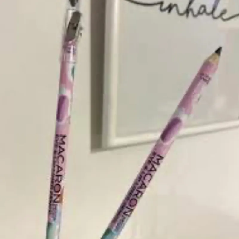 Lápiz de Ojos Color Negro