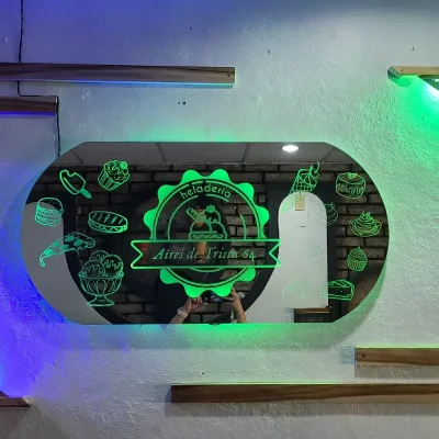 Espejo grabado retroiluminado