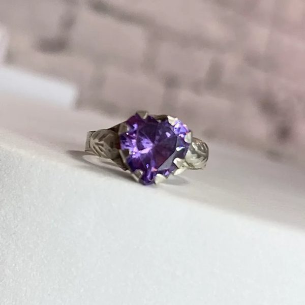 Anillo llamativo 36