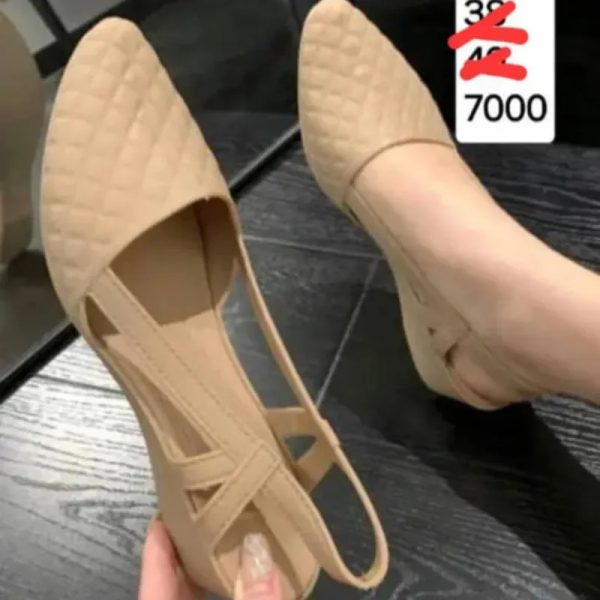 Zapatos engomados