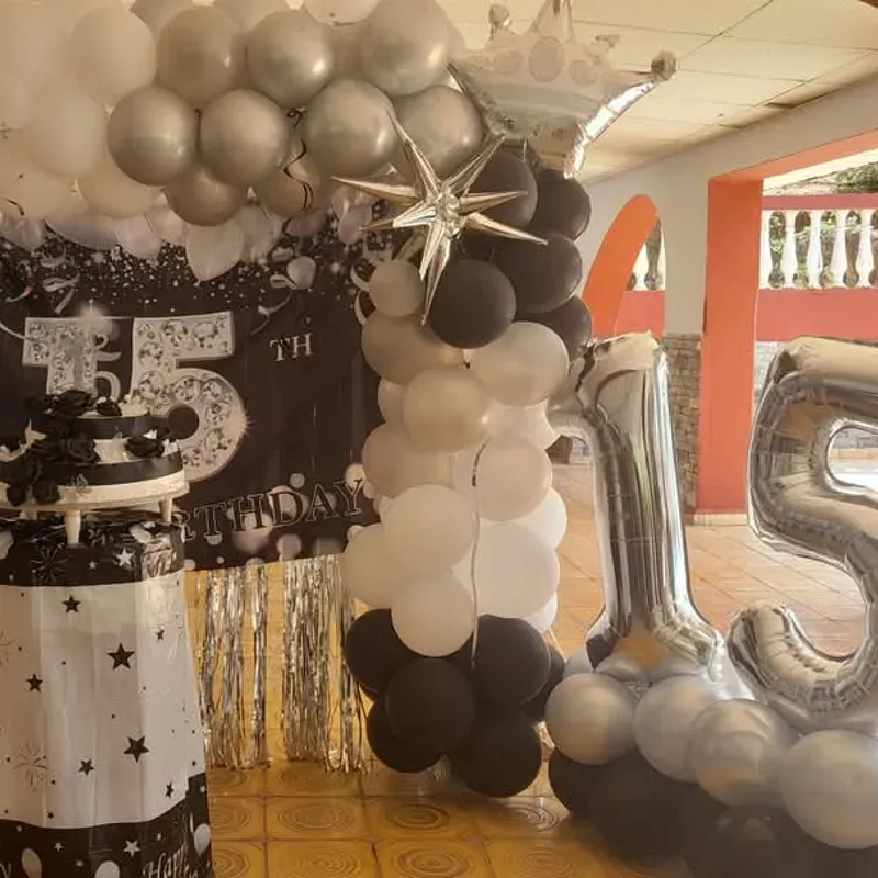 Paquete de cumpleaños adulto 3️⃣0️⃣ Personas 