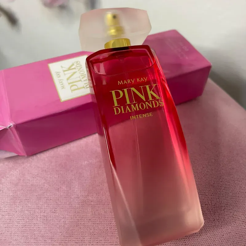 Pink Diamonds Intense® Eau de Parfum 60 ml