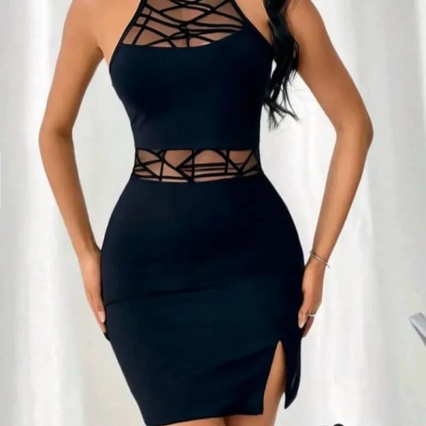 Vestido negro con diseño de abdomen y escote malla geométrica