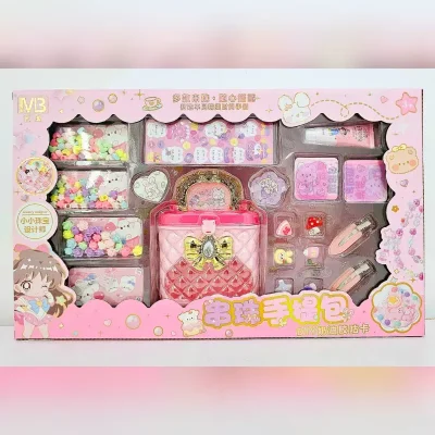  Beaded Handbag – Diseña tu propio estilo: ¡Tu pequeña artista está lista para brillar!