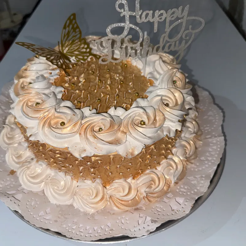 Cake capuchino dorado
