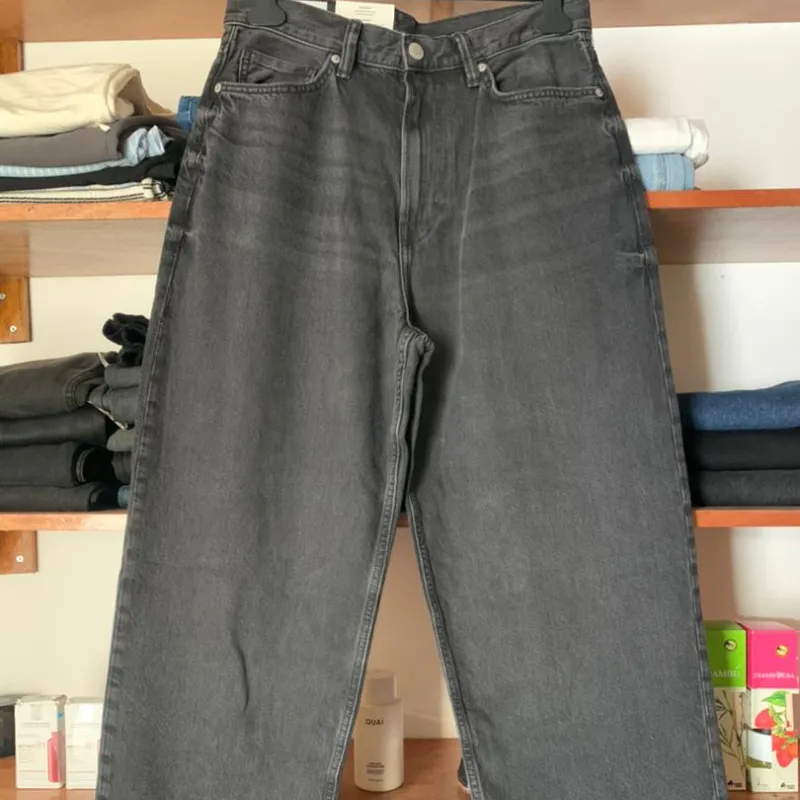 Pantalón super baggy