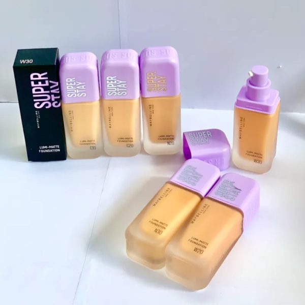 Base líquida Maybelline