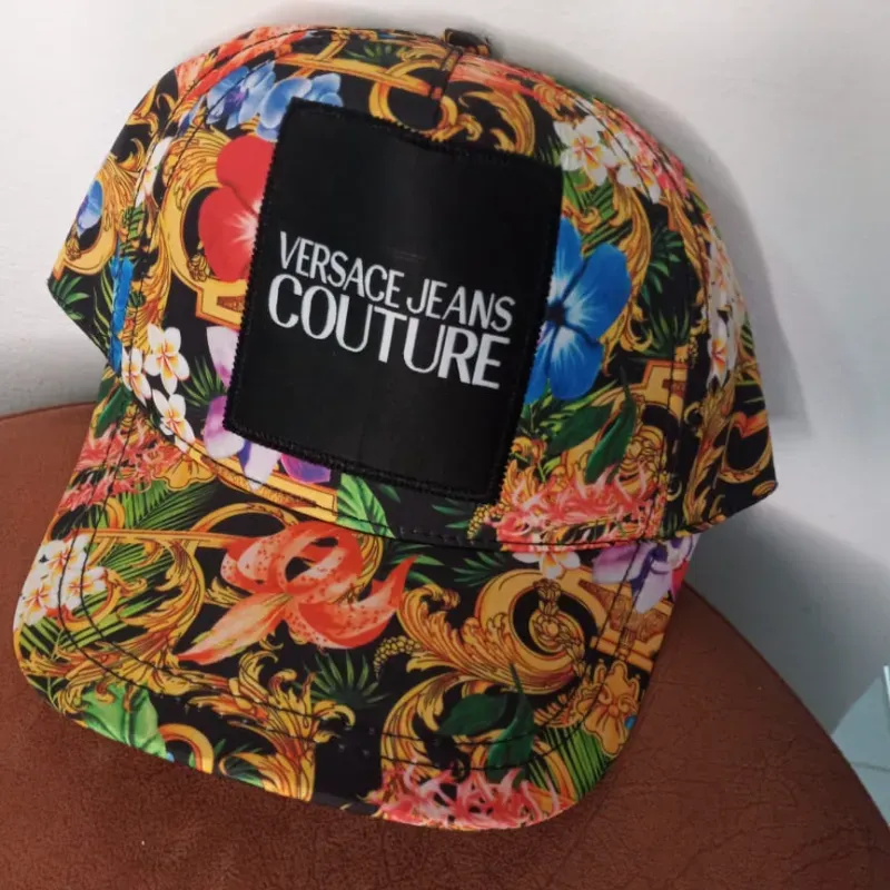 Gorra de hombre Versace