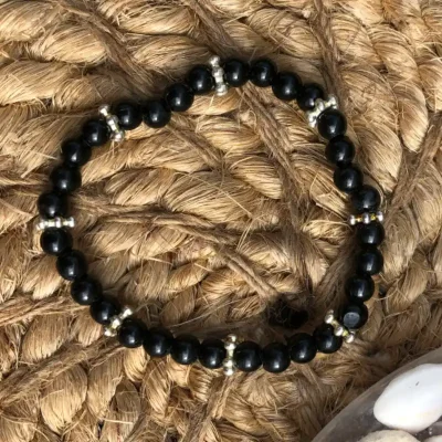 Pulsera de perlas plásticas #5