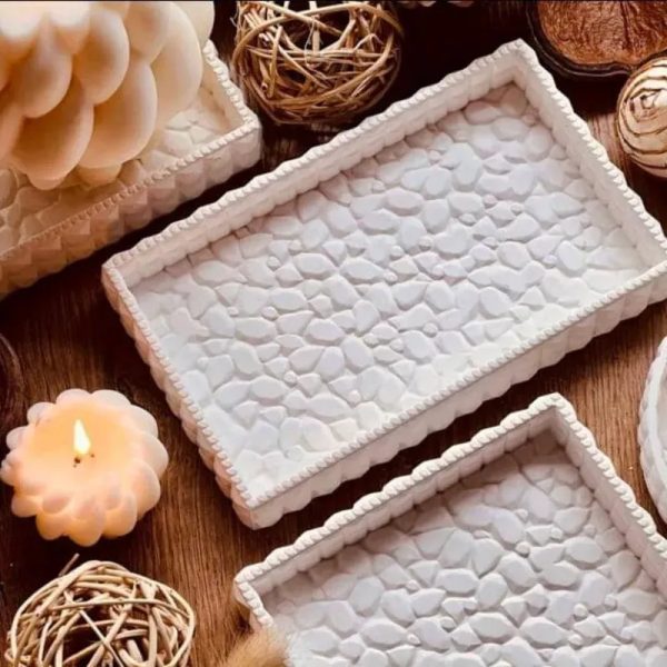 Bandeja rectangular de yeso, con elegante diseño estilo empedrado y bordes acolchados
