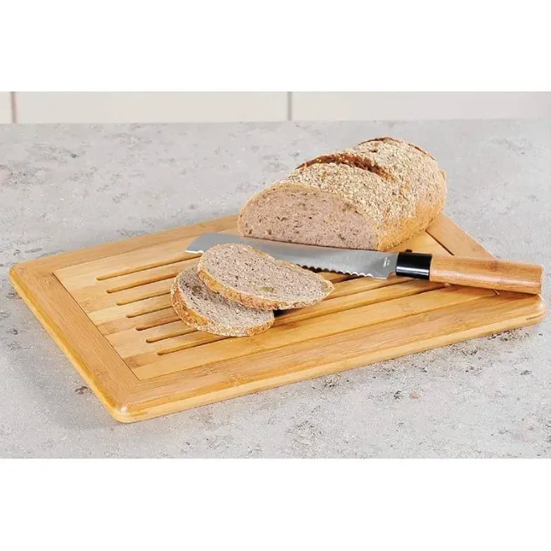 Tabla de bambú para el pan