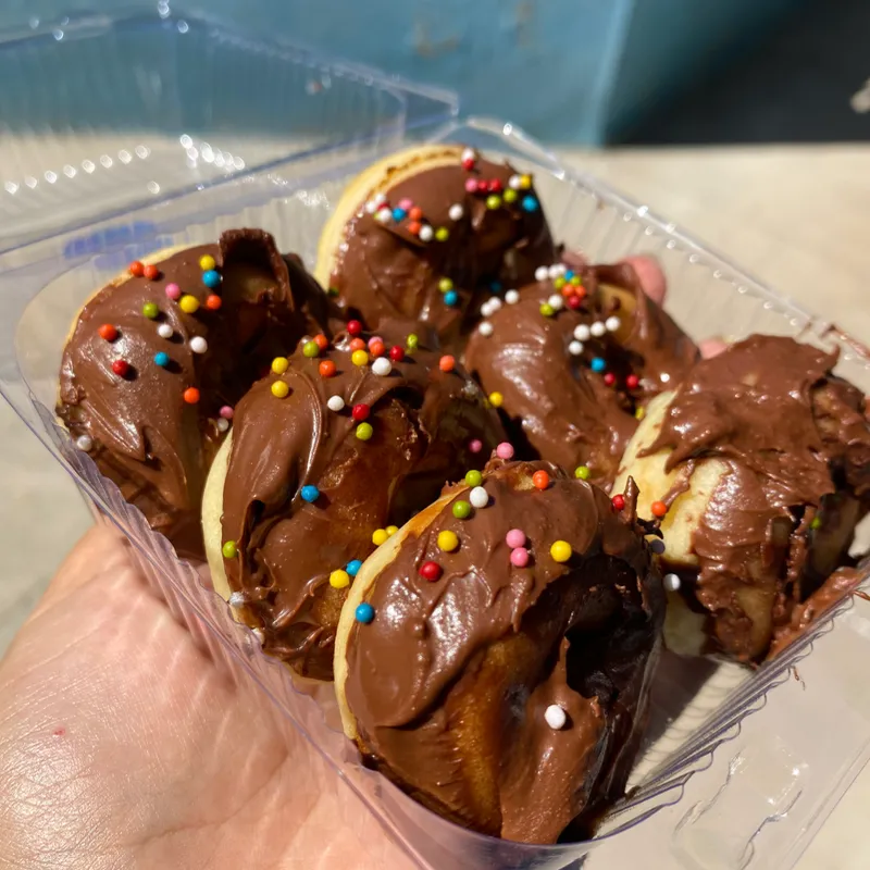 Mini donas con cobertura de chocolate
