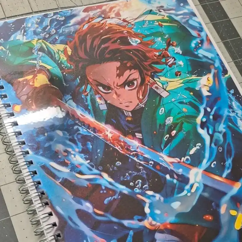 Libreta engargolada grande 90 hojas Portada Plasticada