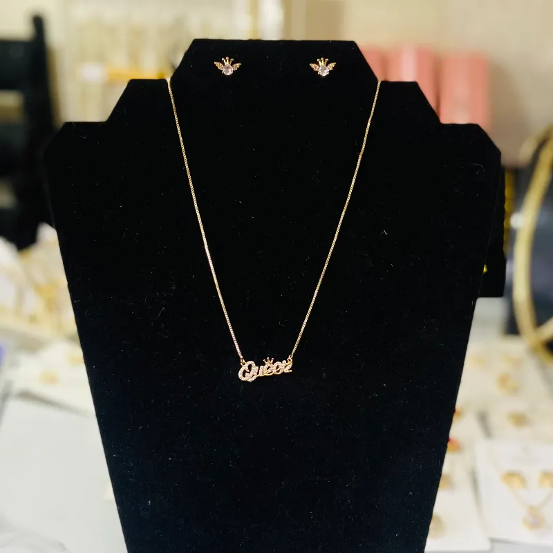 Set de cadenas y aretes  ✨